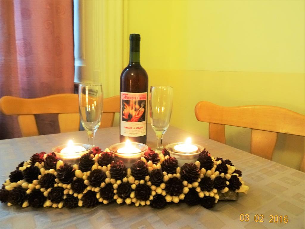 פראג Hotel U Dvou Zlatych Klicu חדר תמונה
