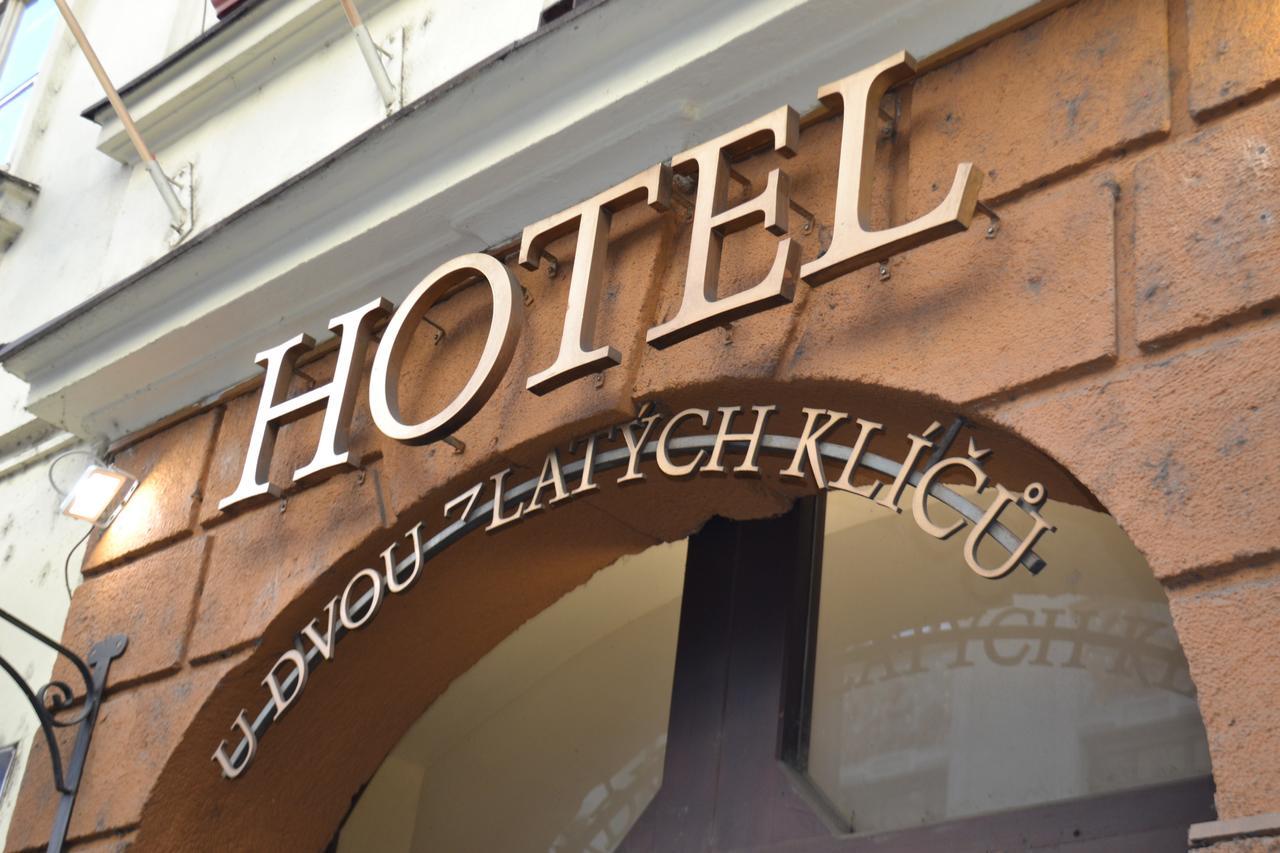 פראג Hotel U Dvou Zlatych Klicu מראה חיצוני תמונה